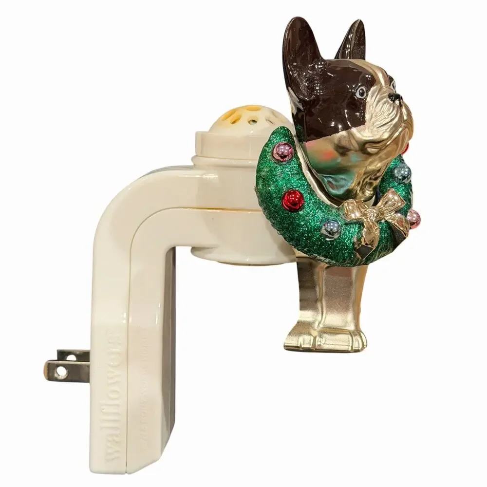 Bath & Body Works Wallflowers Holiday Bulldog w/ Wreath Plug-In Warmer